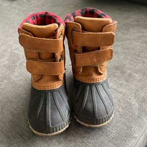 Toddler Duck Boots!